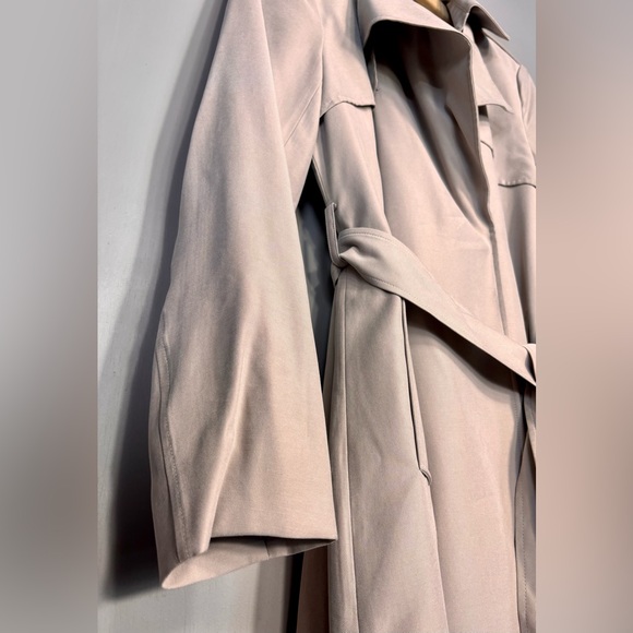 COLE HAAN Stone Trench Coat w/Belt - Picture 6 of 10